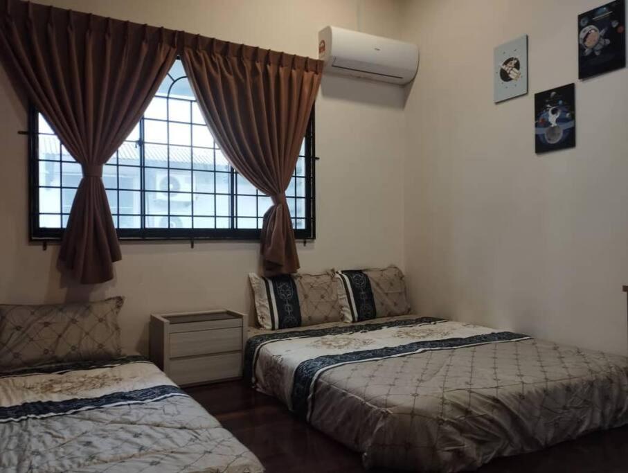 Villamax Klebang Beach Homestay Melaka 25 Pax 6R4B Exterior foto